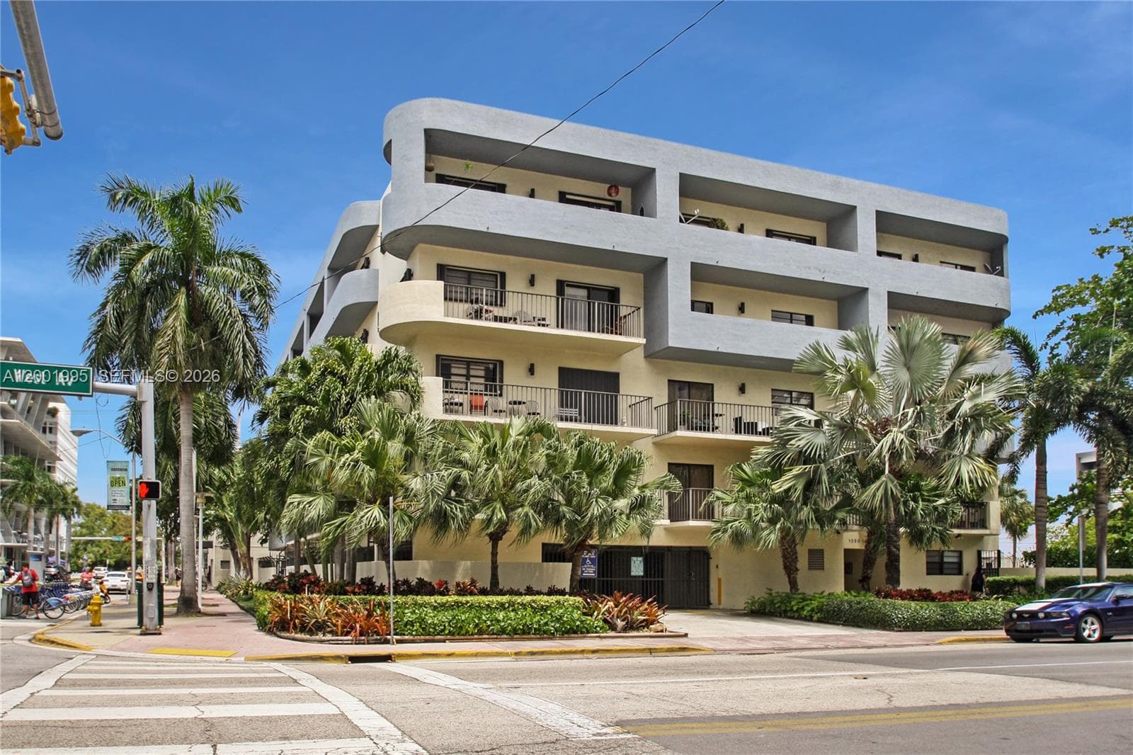 LINCOLN WEST GARDENS · #404 in Miami Beach - Photo 2