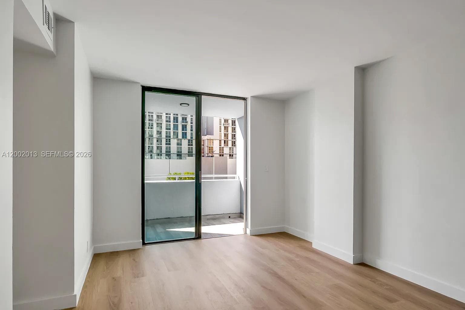 RIOPLAZA CONDOMINIUM NORT · #502 in Miami - Photo 7