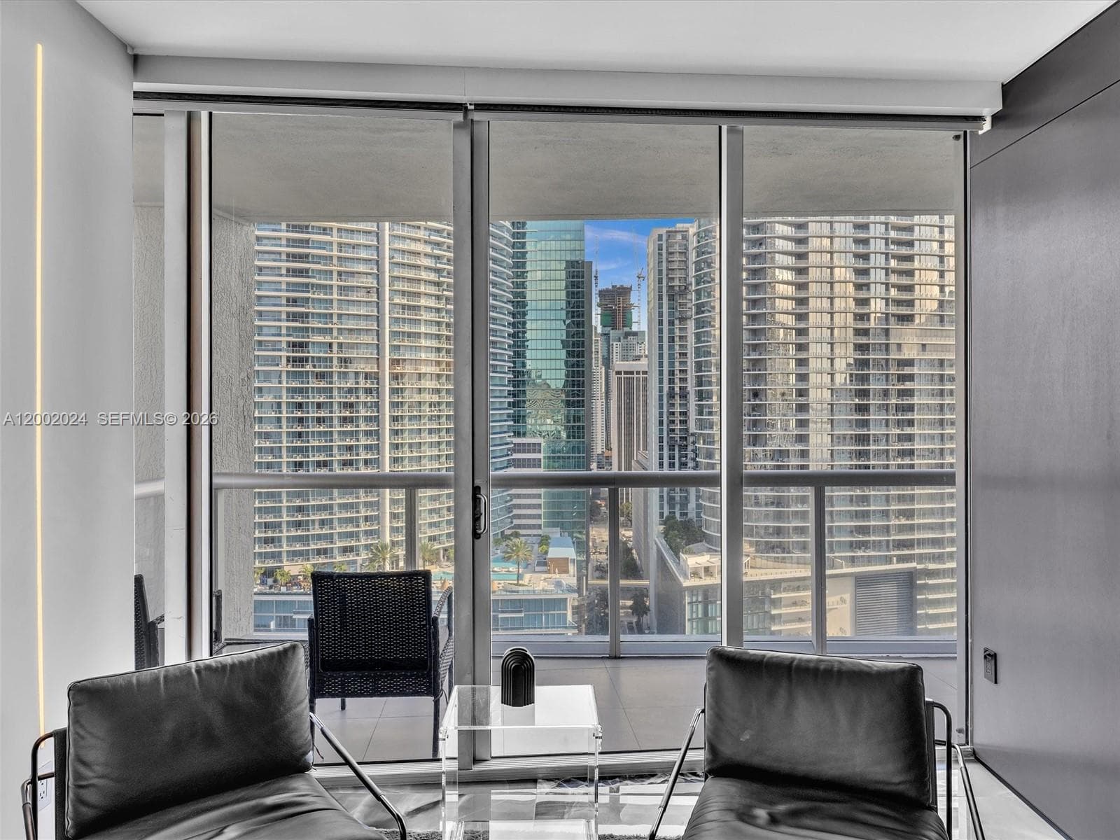 Icon Brickell I · #2715 in Miami - Photo 9
