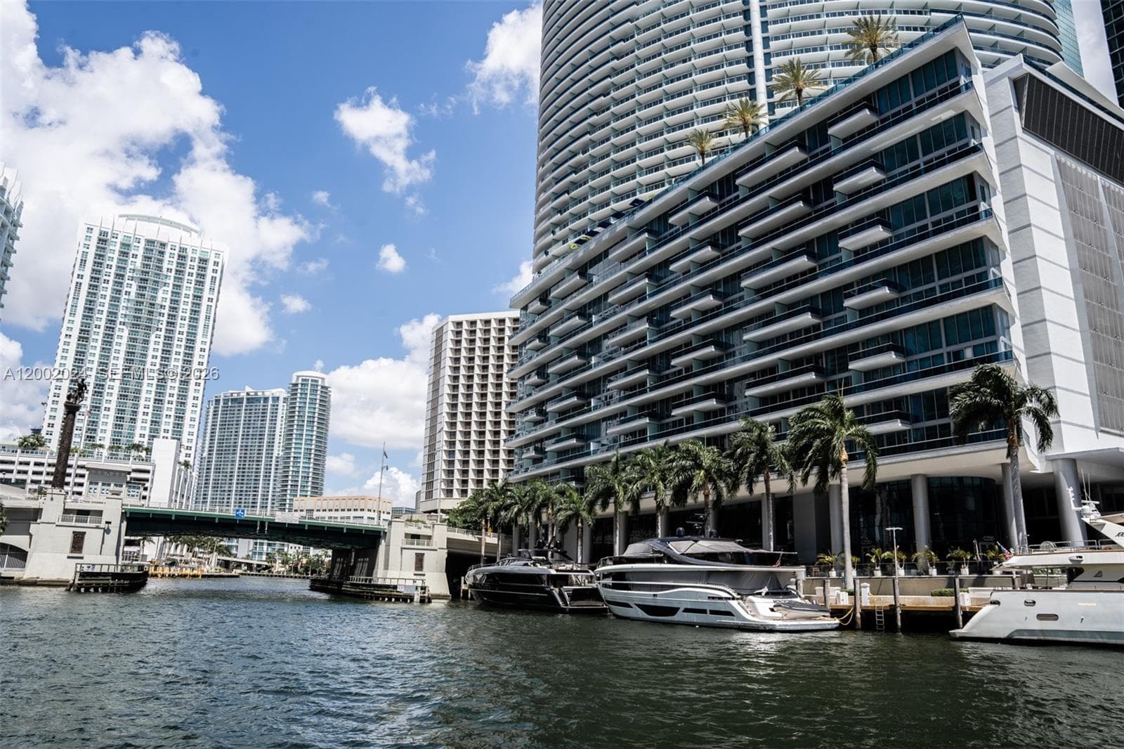 Icon Brickell I · #2715 in Miami - Photo 39