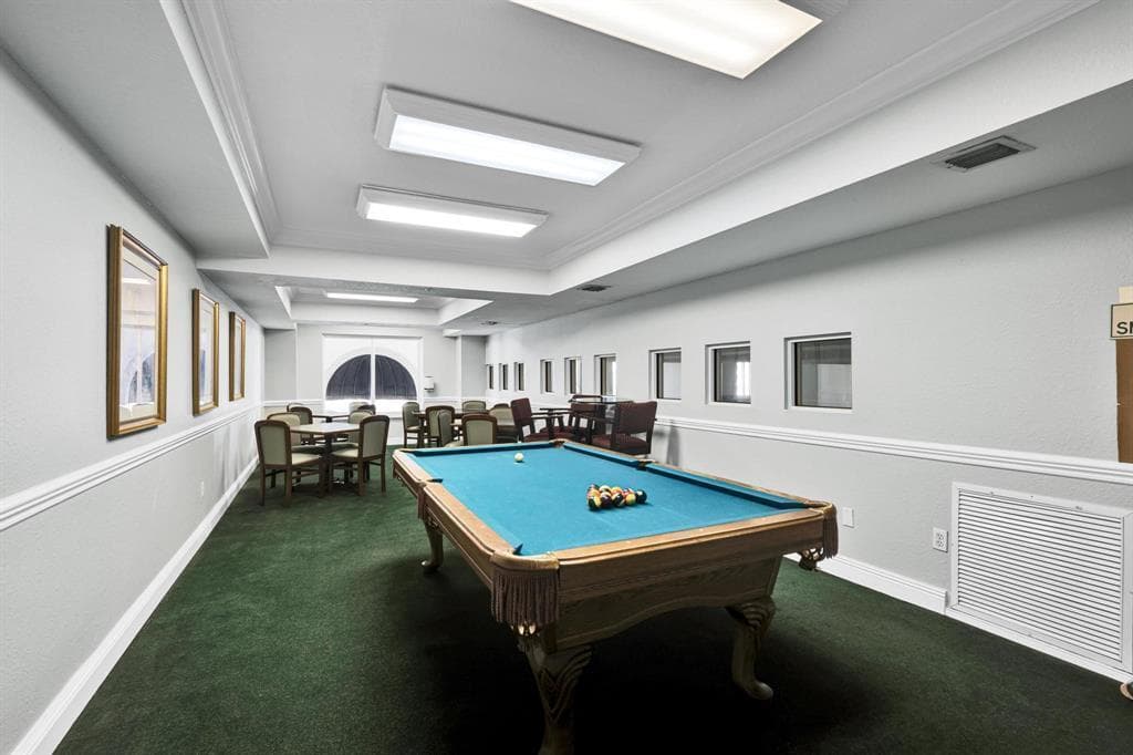 GAMES ROOM