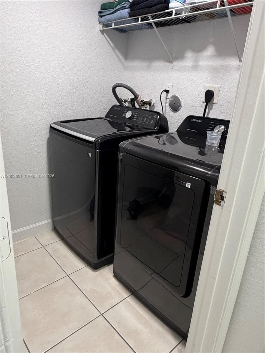 2474 SE 15th Ct photo 9