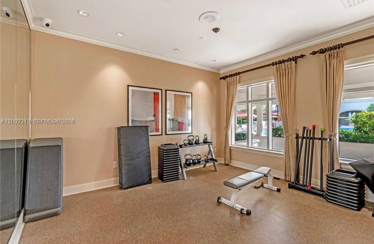 TURNBERRY VILLAGE · #906 in Aventura - Photo 9