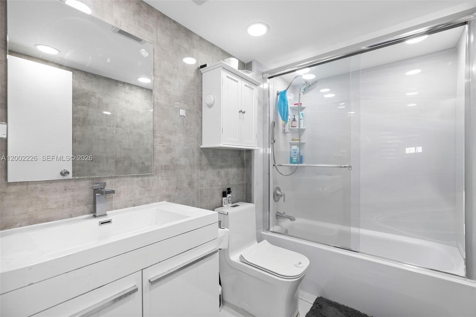 REEF NORTH CONDO · #3J in North Miami Beach - Photo 16