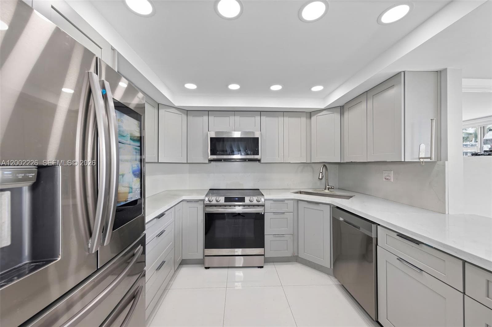REEF NORTH CONDO · #3J in North Miami Beach - Photo 28
