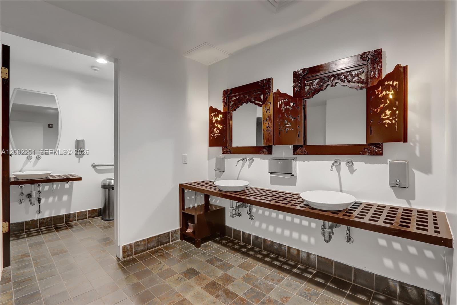 NEO CONDO · #1410 in Miami - Photo 25