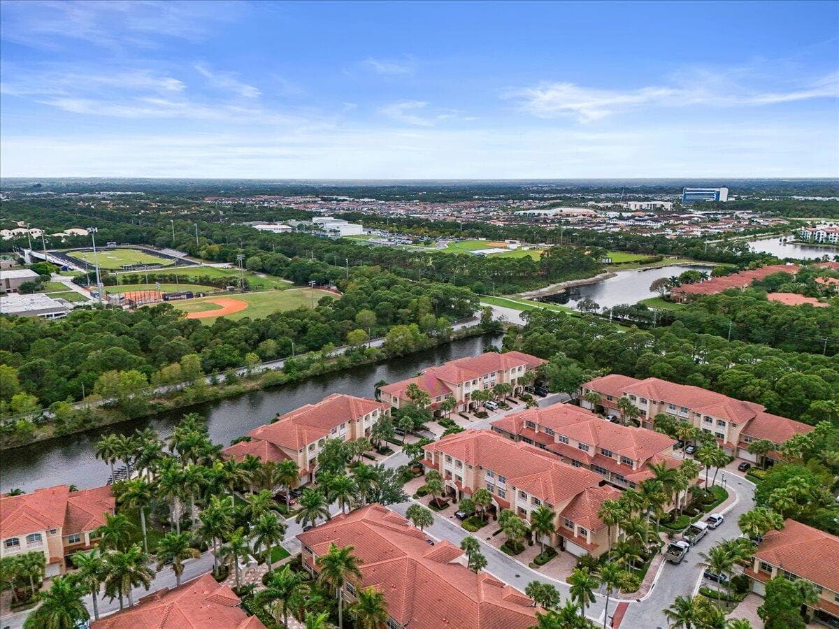 24-DJI_0008_D_DJI