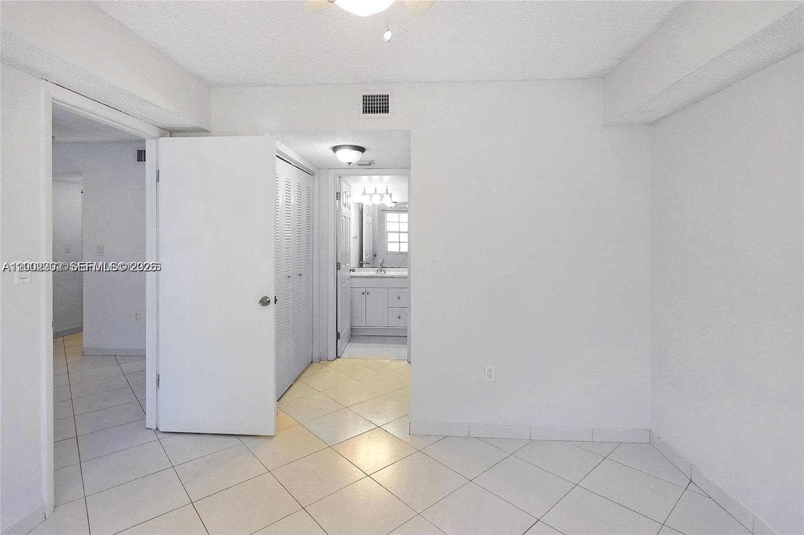 LAKE BEACH CLUB CONDO · #405 in Miami Beach - Photo 6