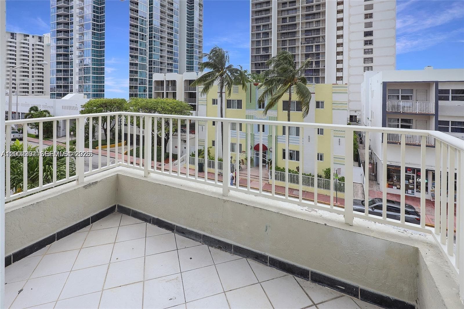 LAKE BEACH CLUB CONDO · #405 in Miami Beach - Photo 9