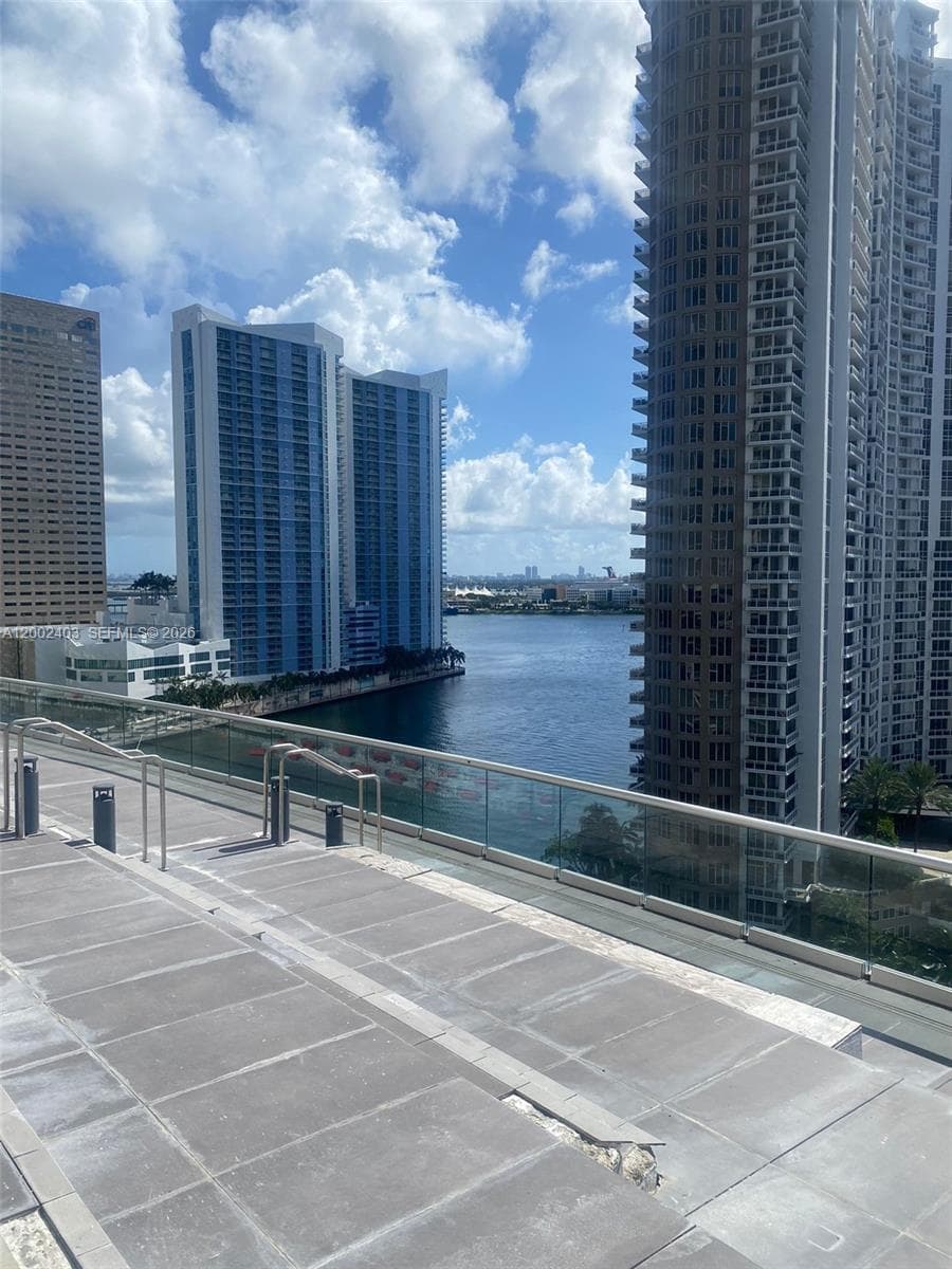 Icon Brickell I · #5508 in Miami - Photo 12