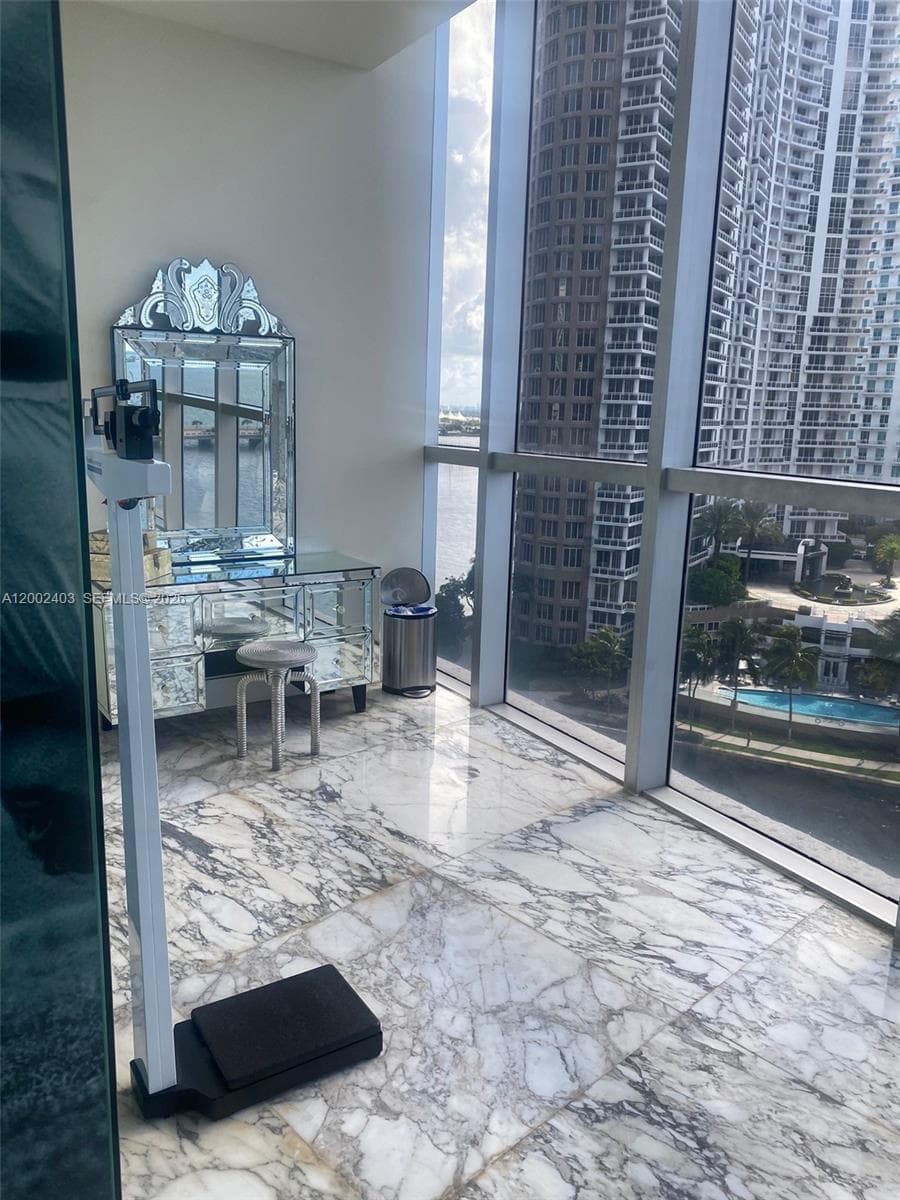 Icon Brickell I · #5508 in Miami - Photo 14