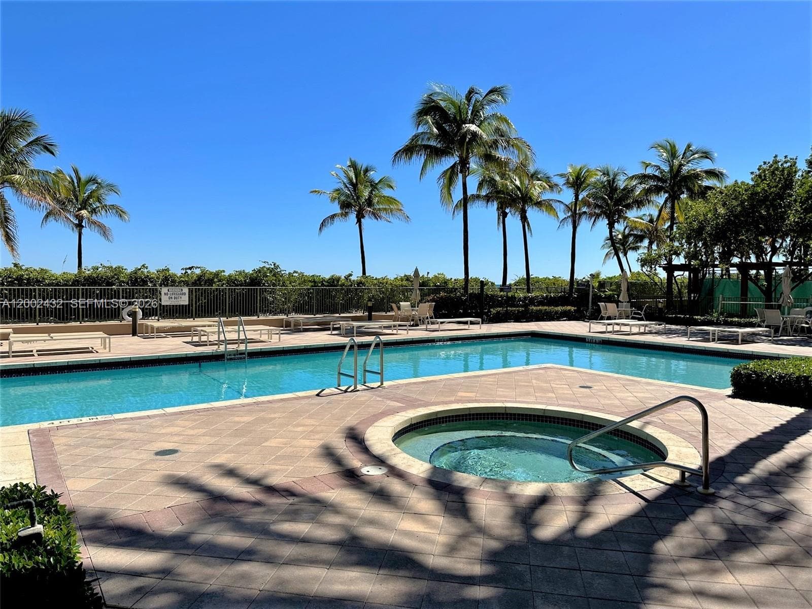 2080 Ocean Drive · #MPH12 in Hallandale Beach - Photo 42