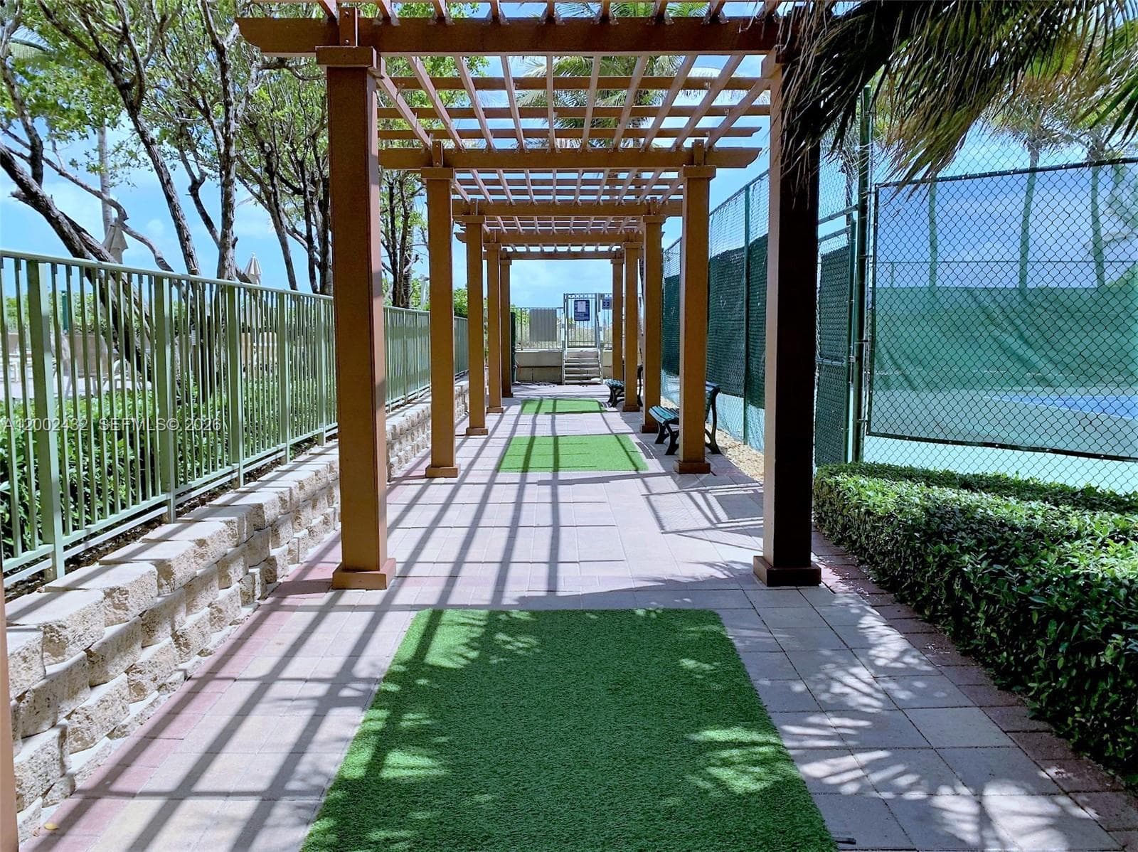 2080 Ocean Drive · #MPH12 in Hallandale Beach - Photo 39