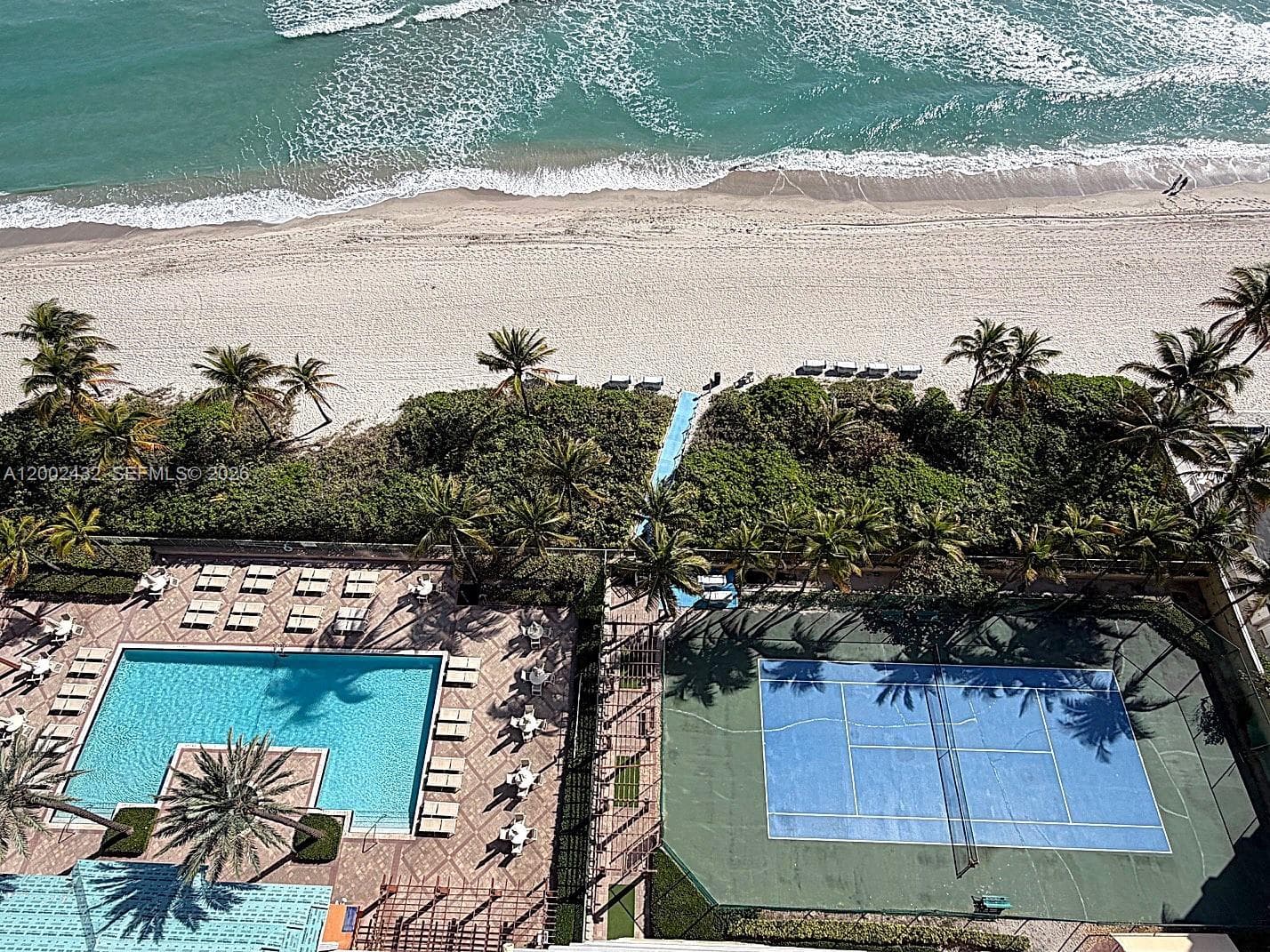 2080 Ocean Drive · #MPH12 in Hallandale Beach - Photo 4
