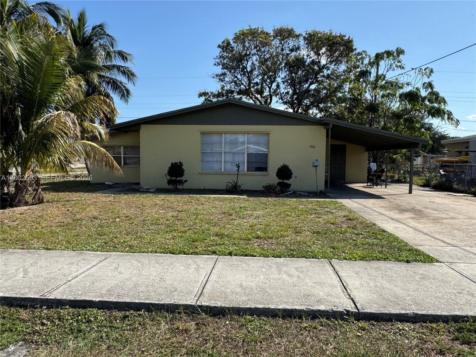600 NW 19th St photo 1
