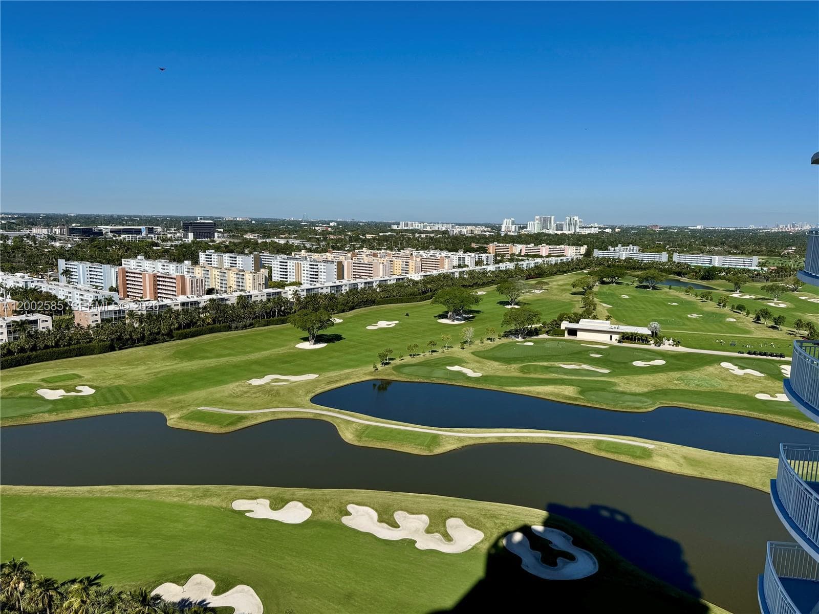 Duo Condominium · #2001W in Hallandale Beach - Photo 2