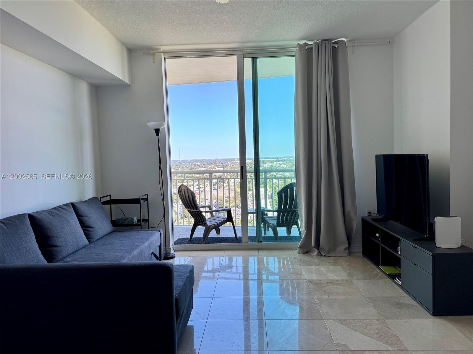 Duo Condominium · #2001W in Hallandale Beach - Photo 4