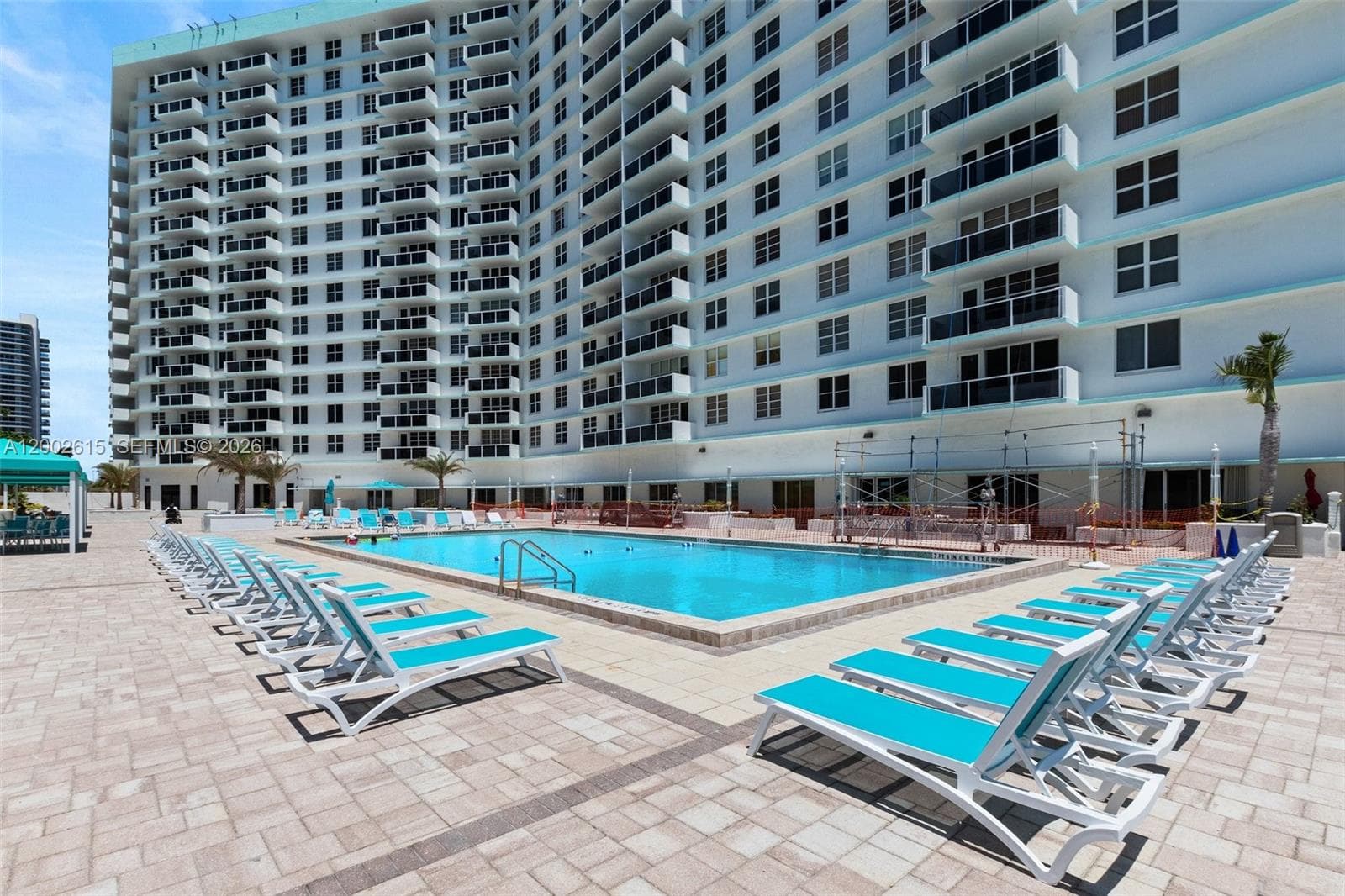 SEA AIR TOWERS CONDO · #921 in Hollywood - Photo 24