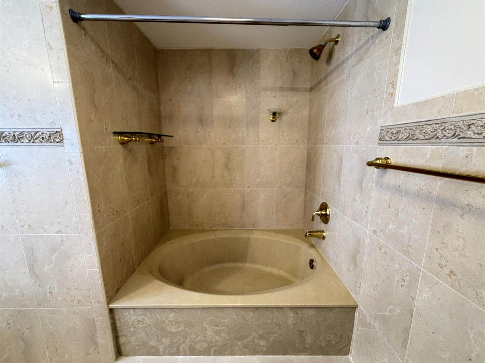 Tub
