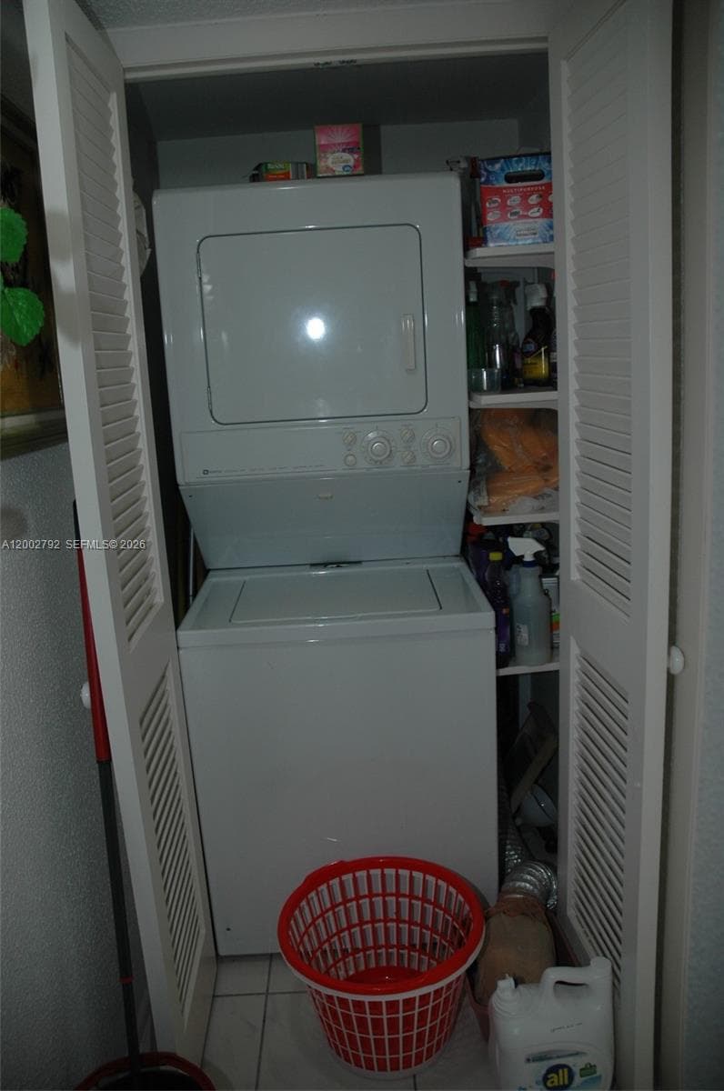 Emerald Tower · #408 in Pompano Beach - Photo 5