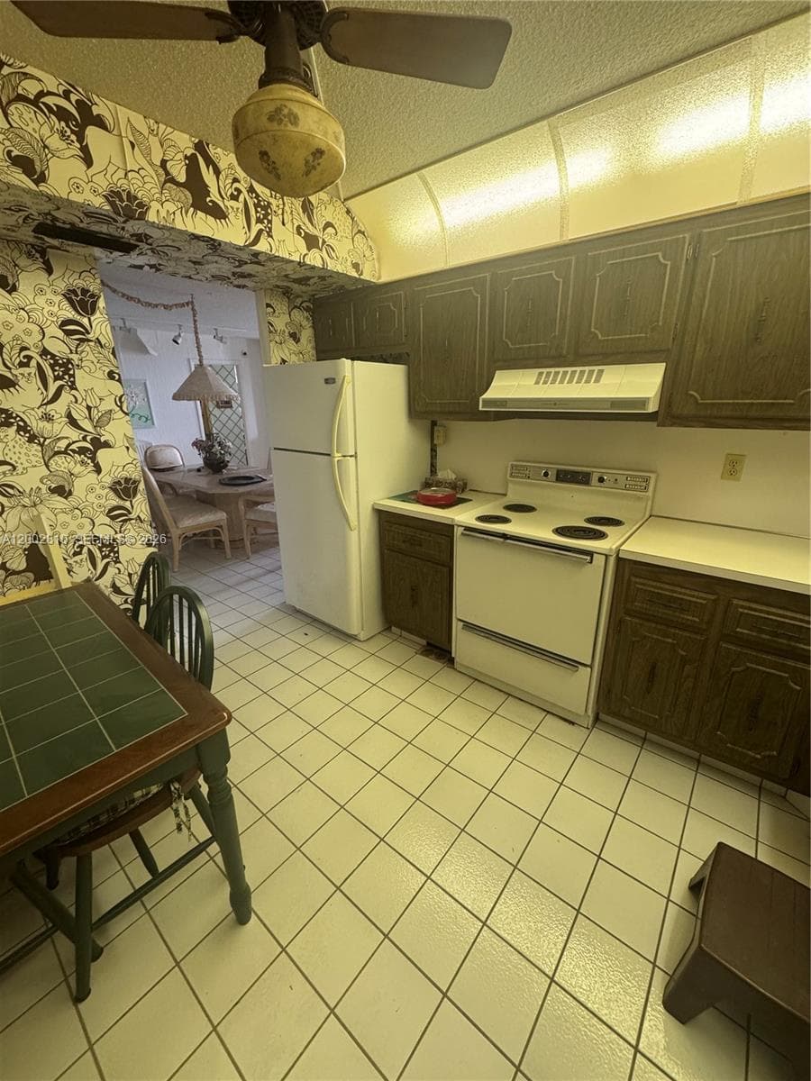 ALLINGTON TOWERS NORTH · #4F in Hollywood - Photo 23