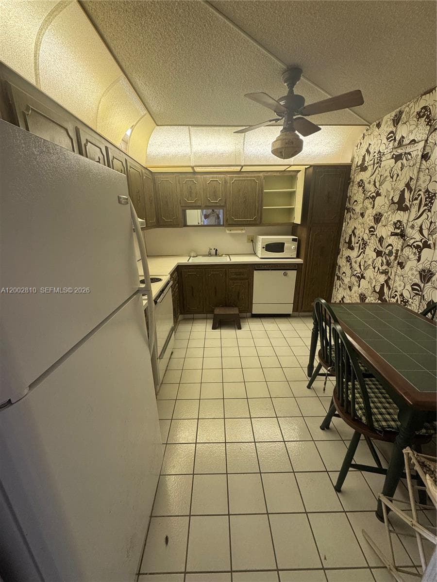 ALLINGTON TOWERS NORTH · #4F in Hollywood - Photo 10