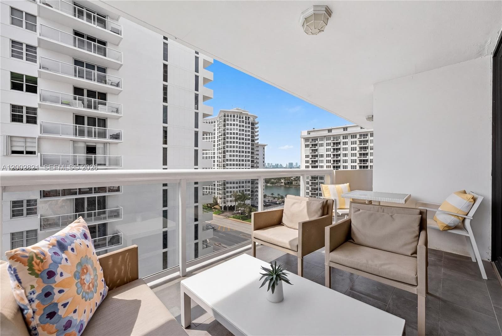 LEXCELLENCE · #1104 in Miami Beach - Photo 12