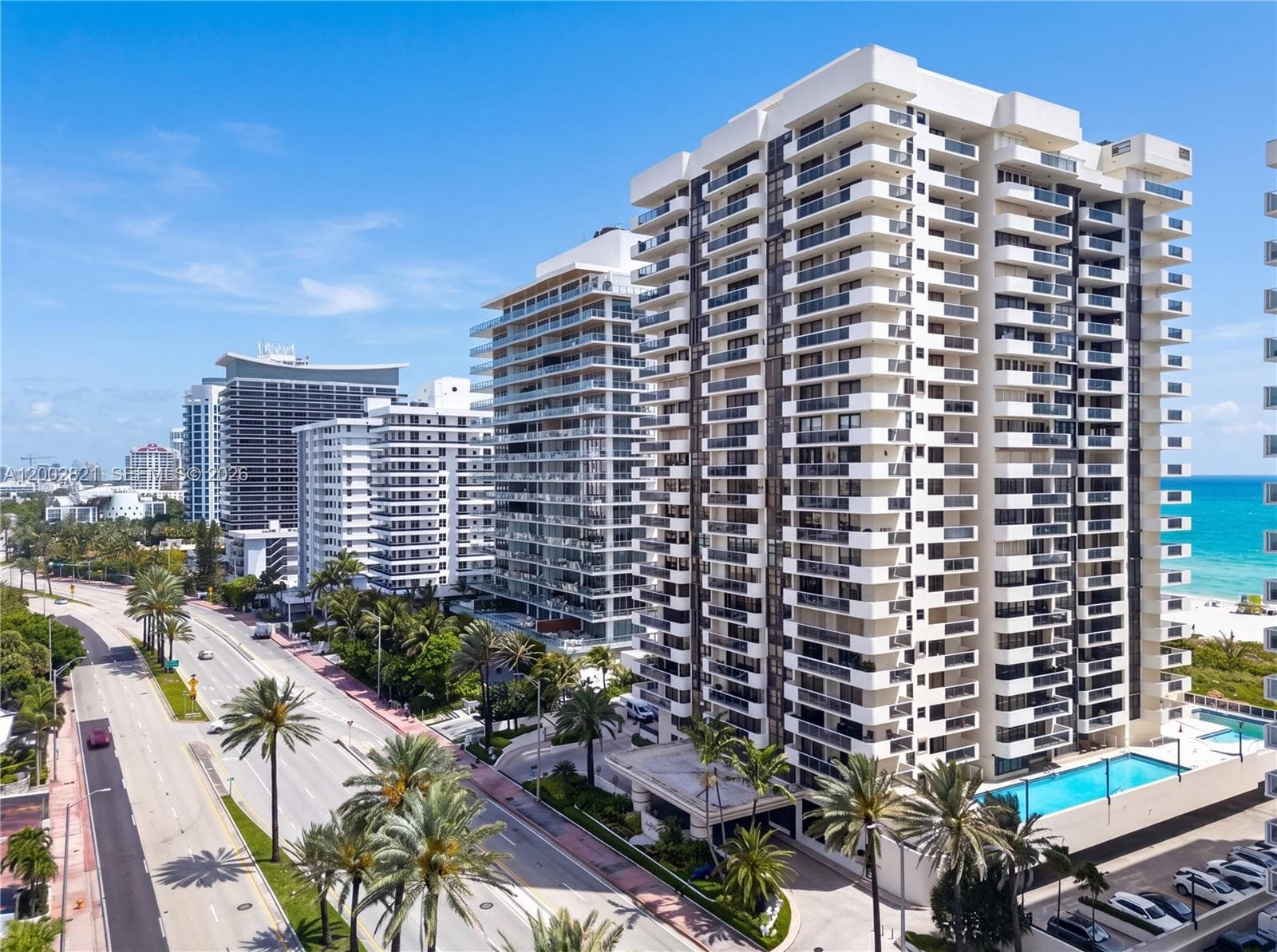 LEXCELLENCE · #1104 in Miami Beach - Photo 7