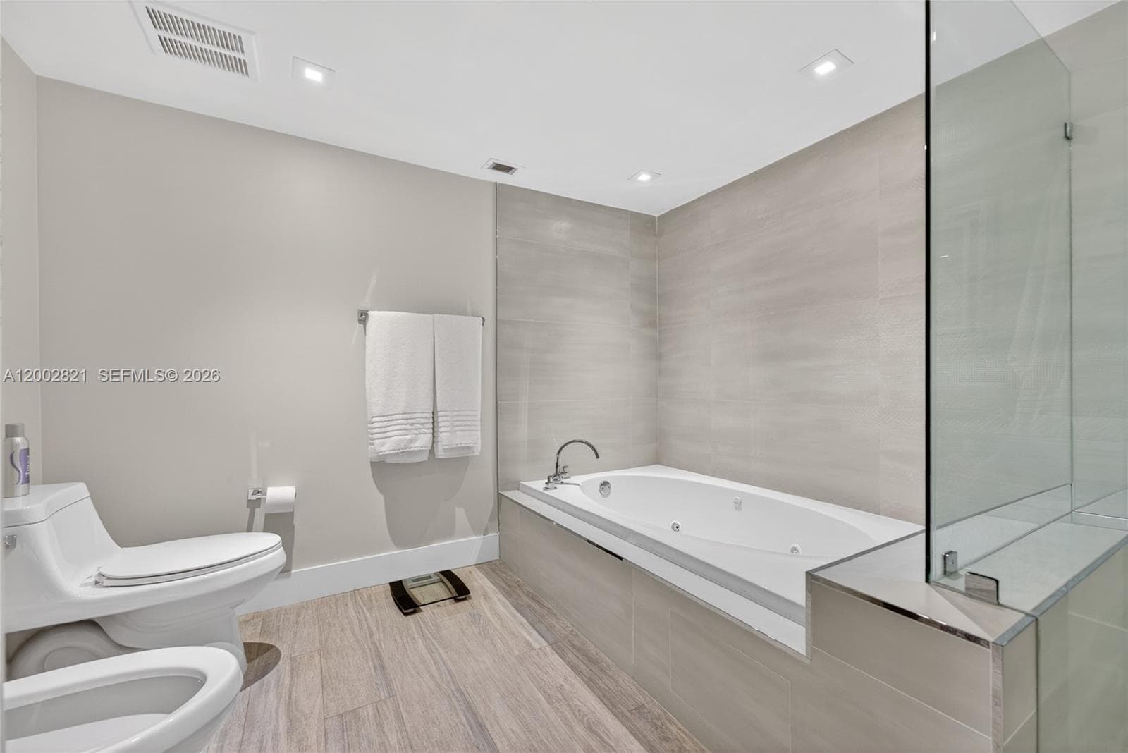 LEXCELLENCE · #1104 in Miami Beach - Photo 29