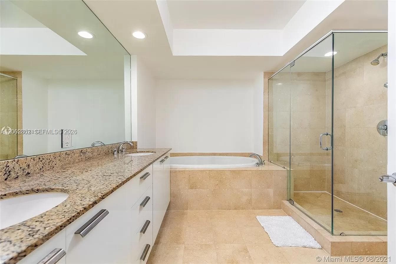 BEACH CLUB TWO CONDO · #1606 in Hallandale Beach - Photo 13