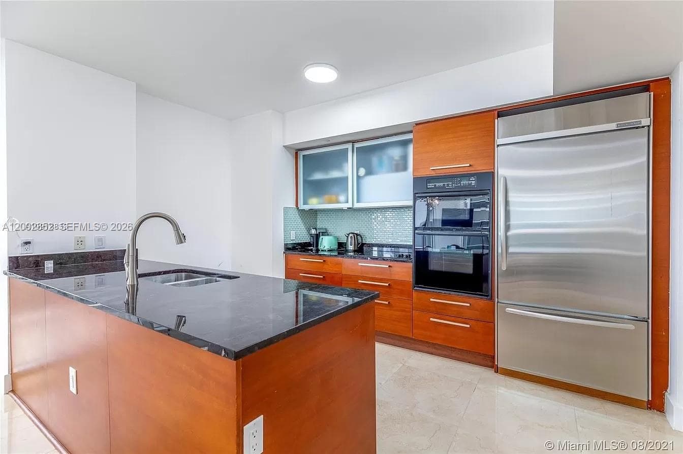 BEACH CLUB TWO CONDO · #1606 in Hallandale Beach - Photo 4