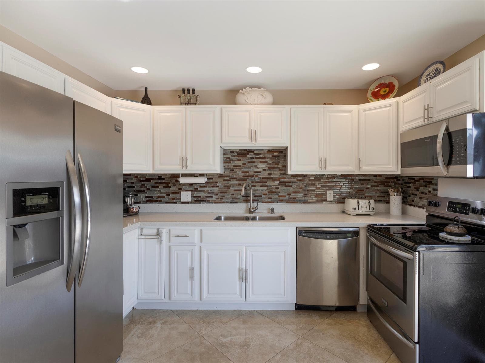 Kitchen 1