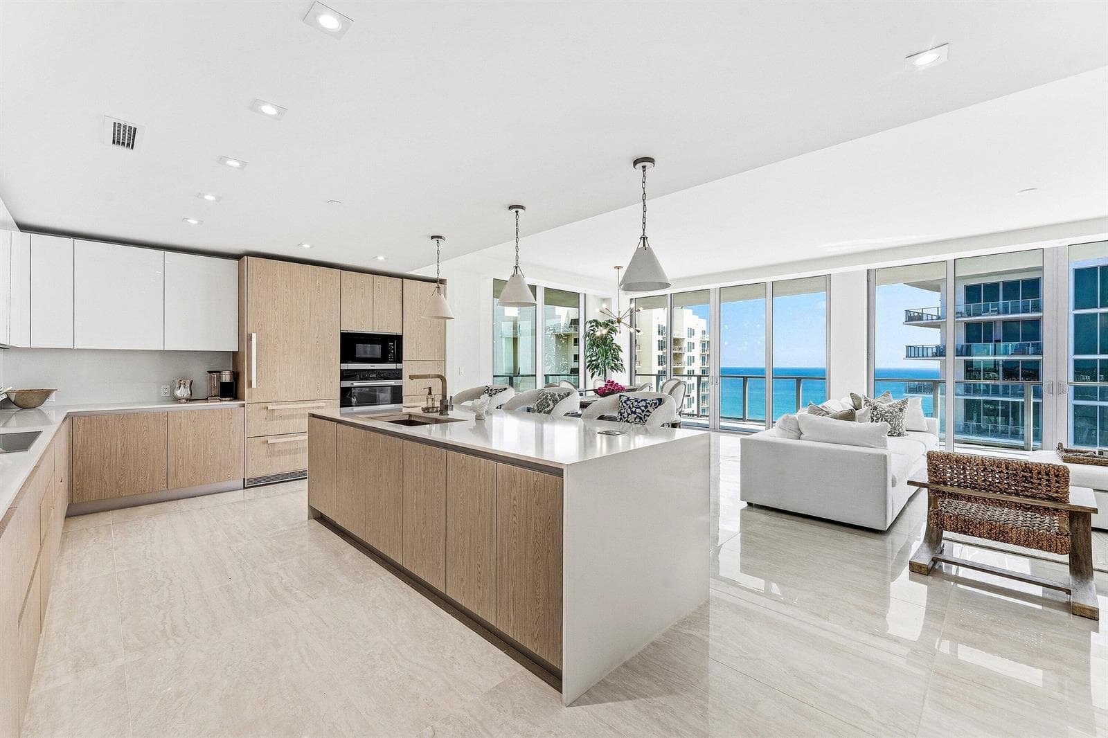 3100 N Ocean Drive #1702p