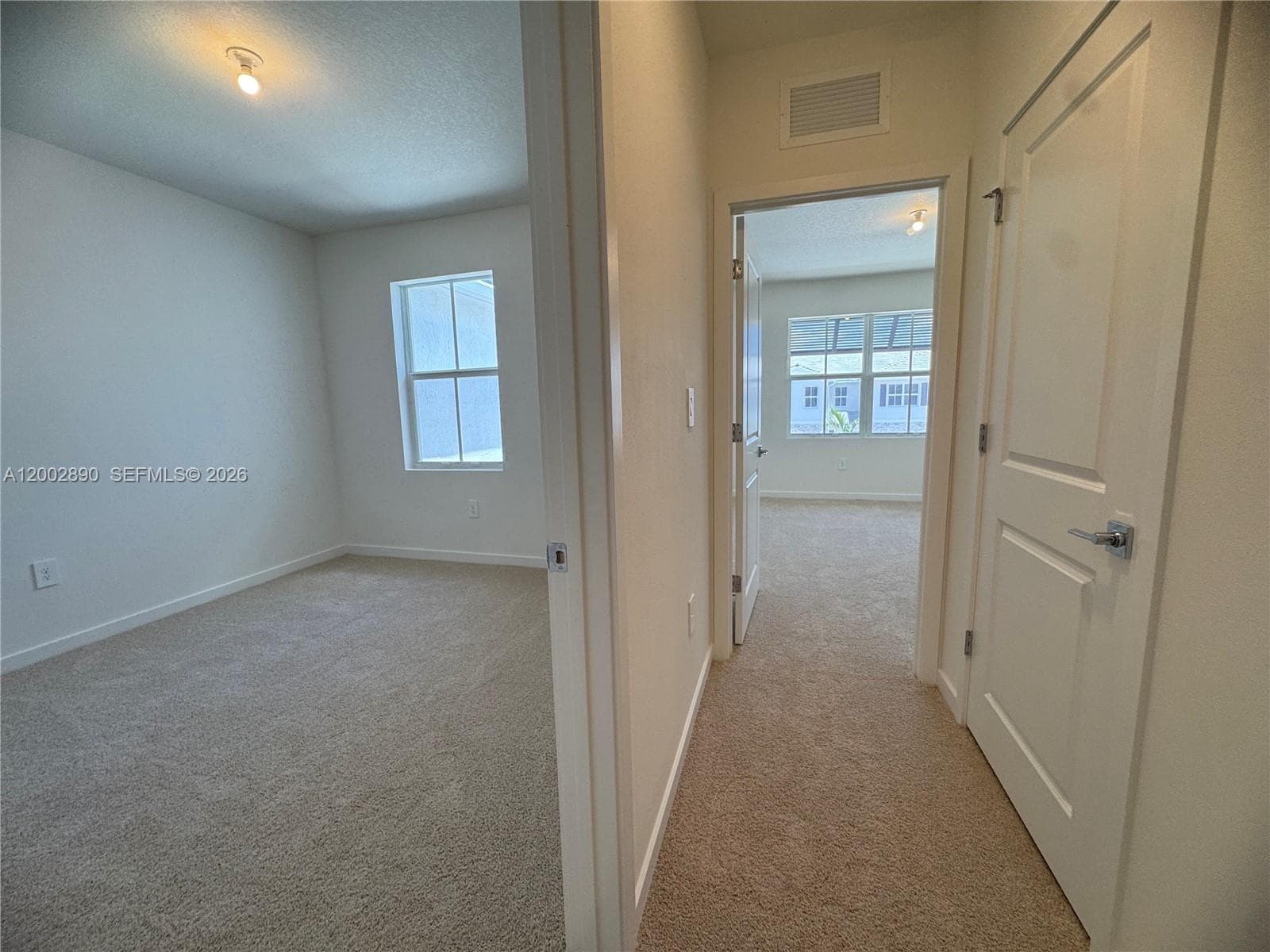 178 NE 14th Avenue photo 28