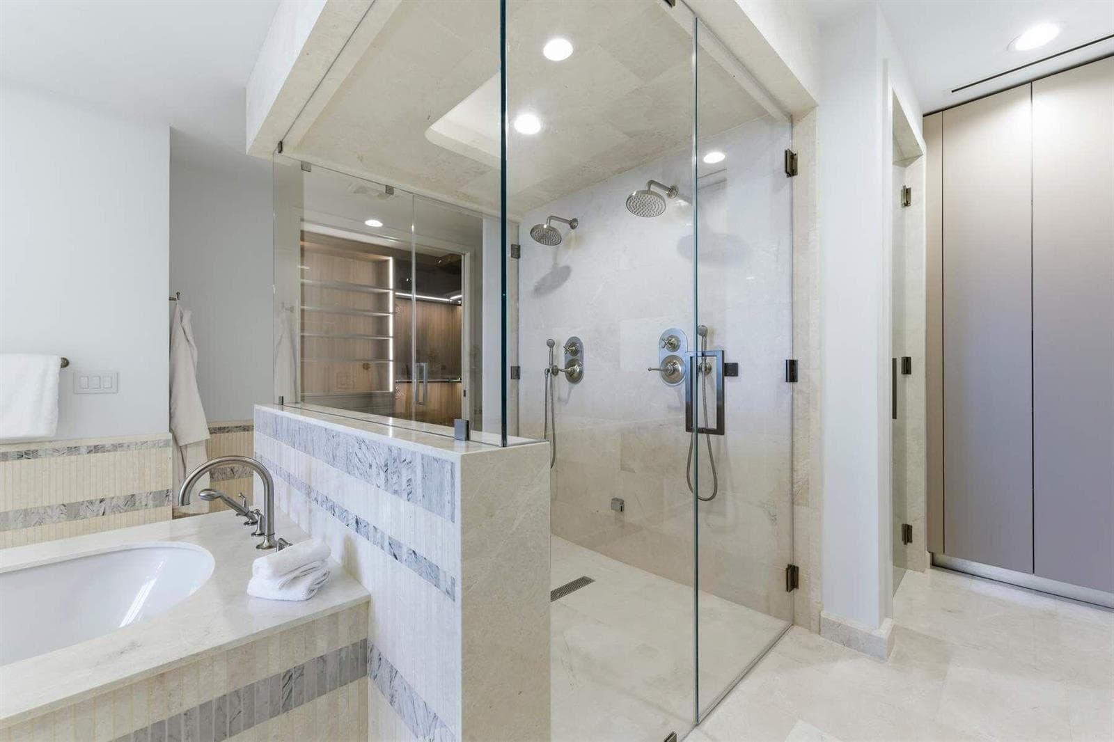 1333 S Flagler Drive - WNXSEP(17)