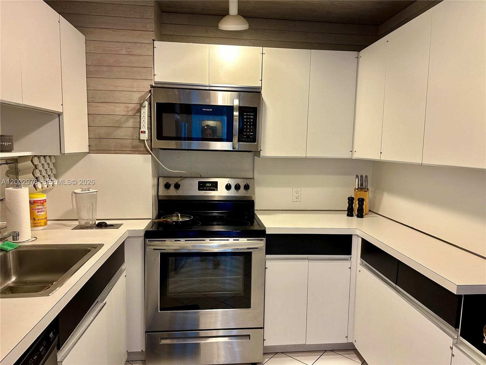 ARLEN HOUSE EAST CONDO · #1503 in Sunny Isles Beach - Photo 12