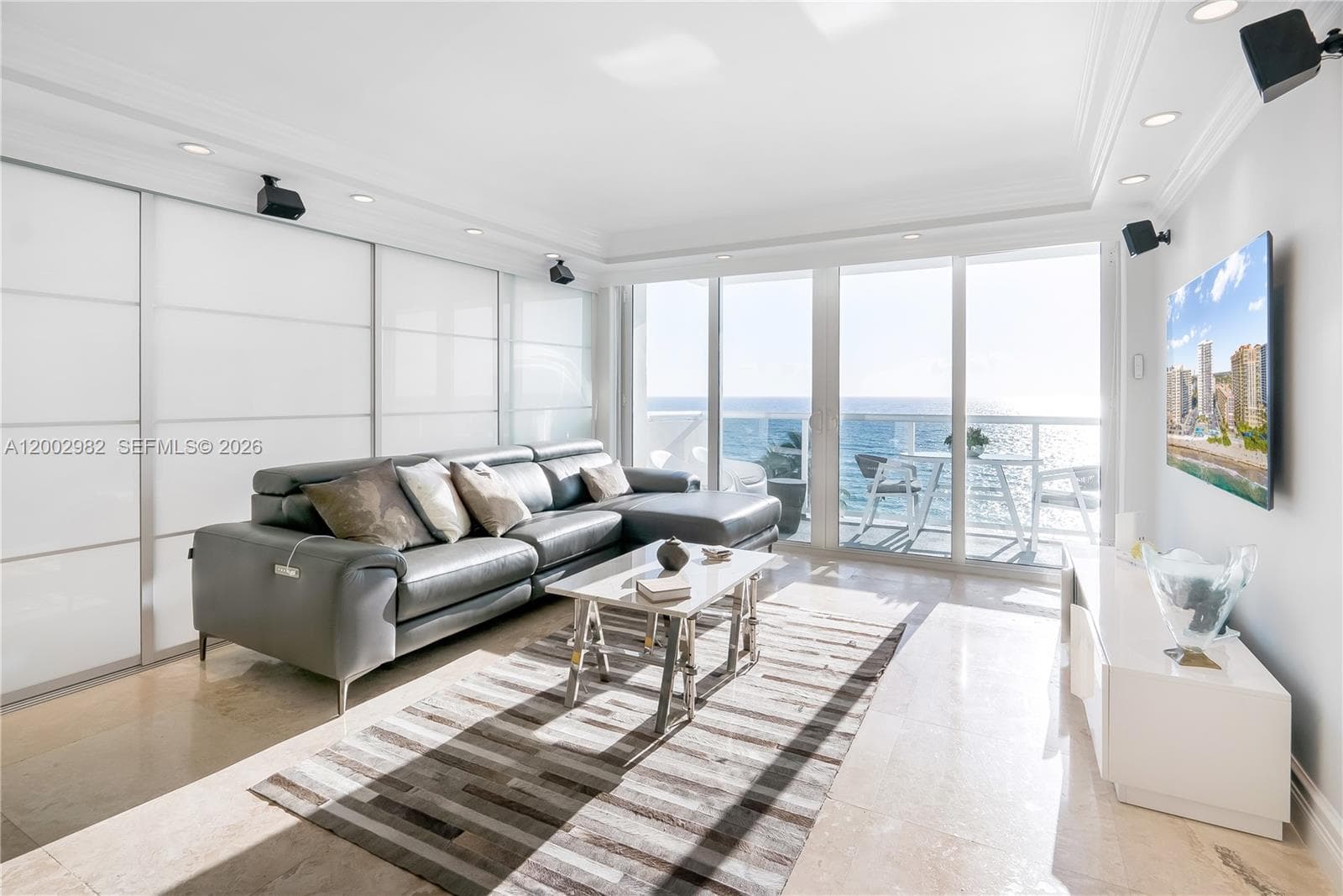 PARKER TOWER CONDO · #606 in Hallandale Beach - Photo 3