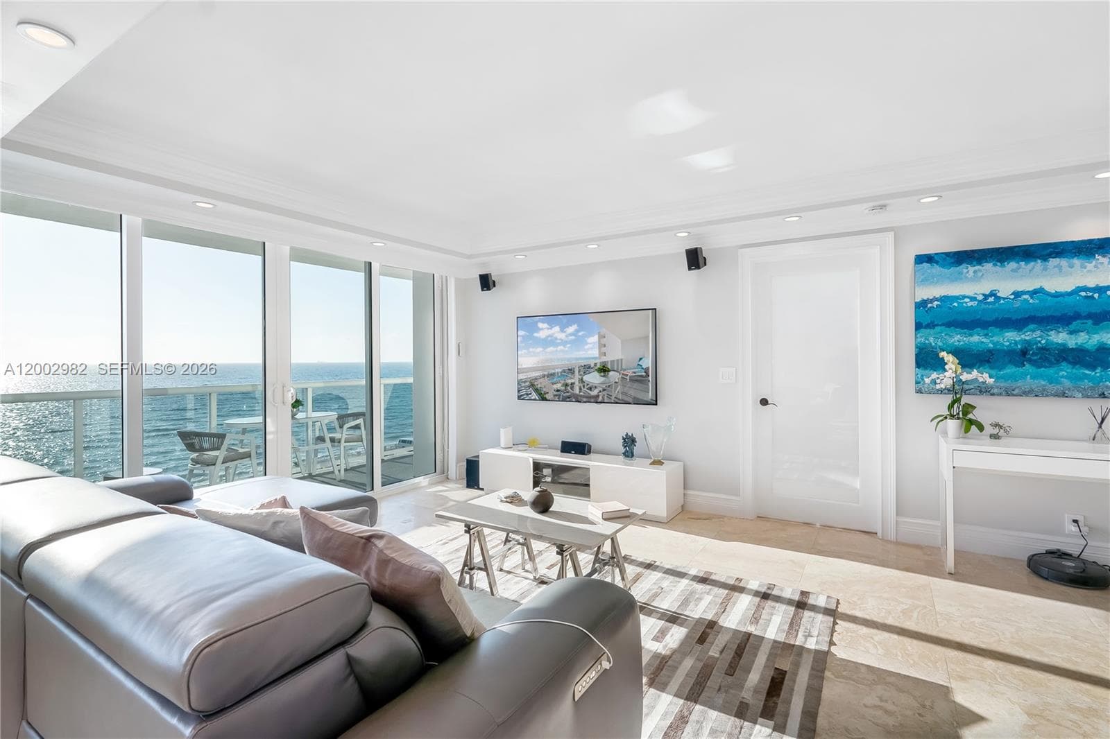 PARKER TOWER CONDO · #606 in Hallandale Beach - Photo 4