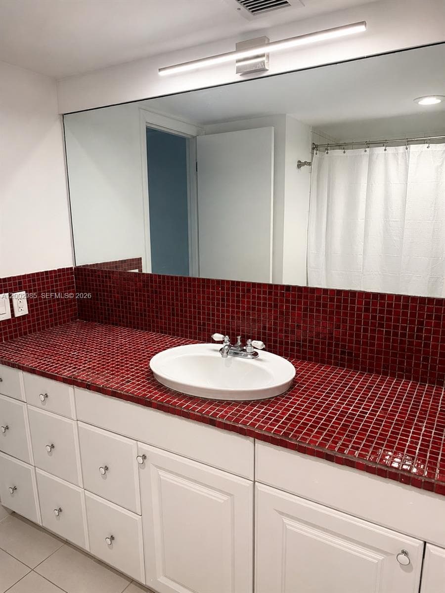 St Regis Apts Condo · #2G in Bay Harbor Islands - Photo 9