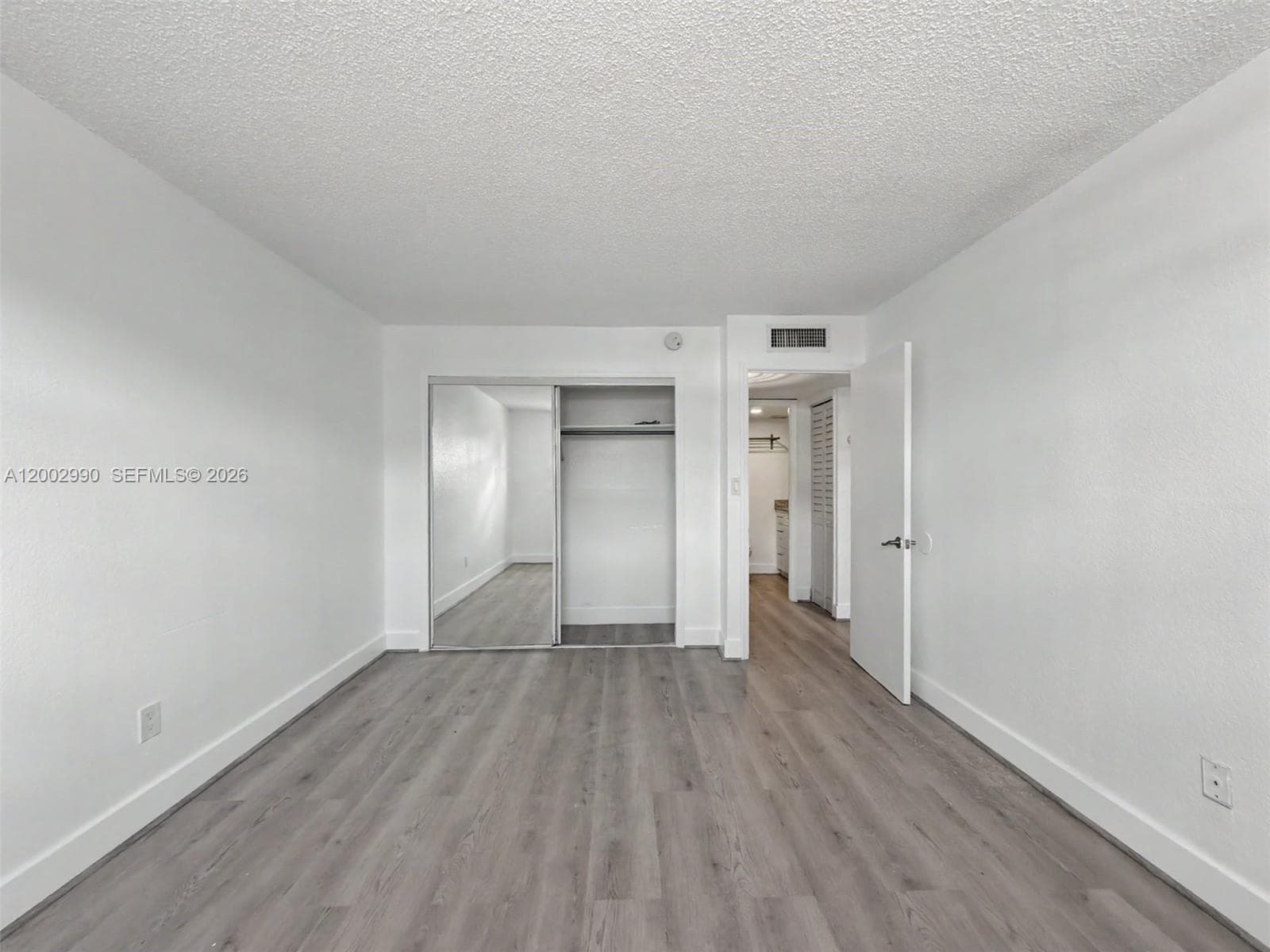 LAS ESTRELLAS CONDO · #120 in Hialeah - Photo 3