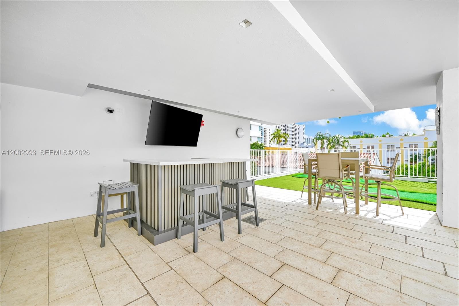 CLEARVIEW TOWERS CONDO · #410 in Miami Beach - Photo 32