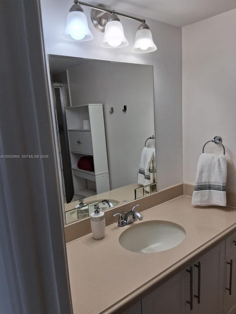 MEADOWBROOK TOWERS CONDO · #202 in Hallandale Beach - Photo 11