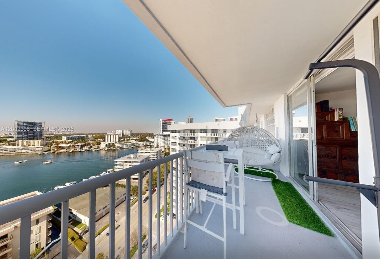 GOLDEN SURF TOWERS CONDO · #1609 in Hallandale Beach - Photo 16