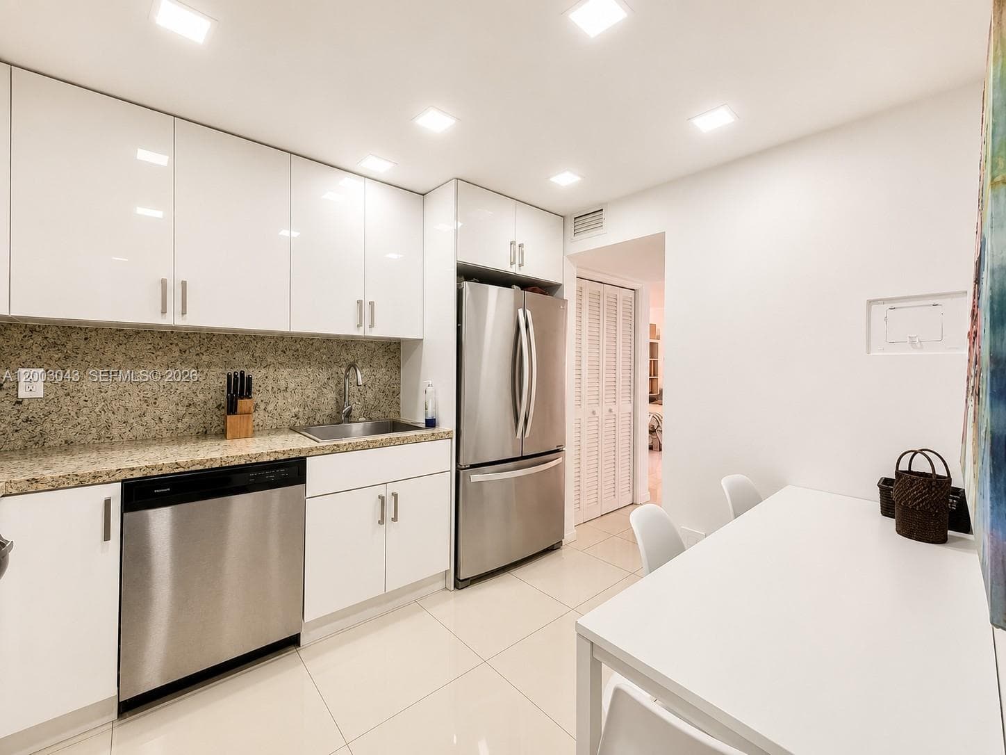 ST REGIS APTS CONDO · #2G in Bay Harbor Islands - Photo 9