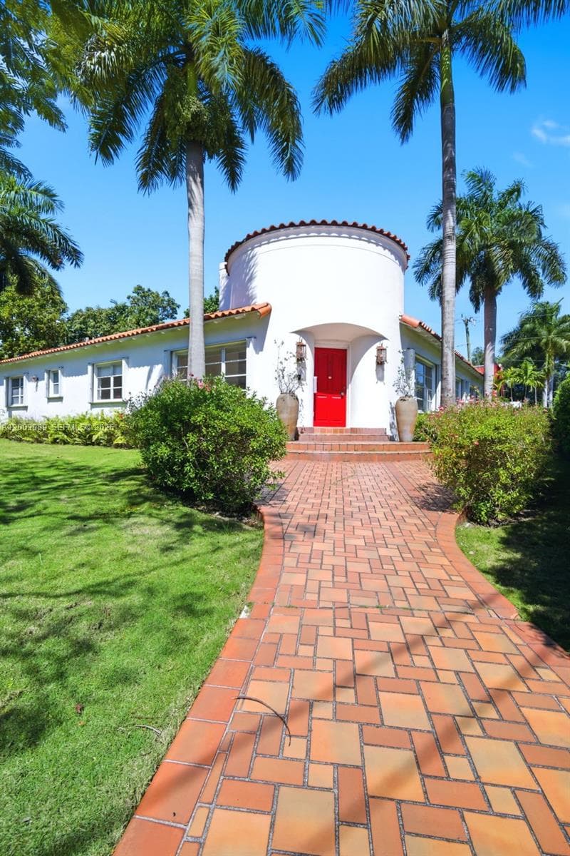 2300 S Miami Ave photo 10