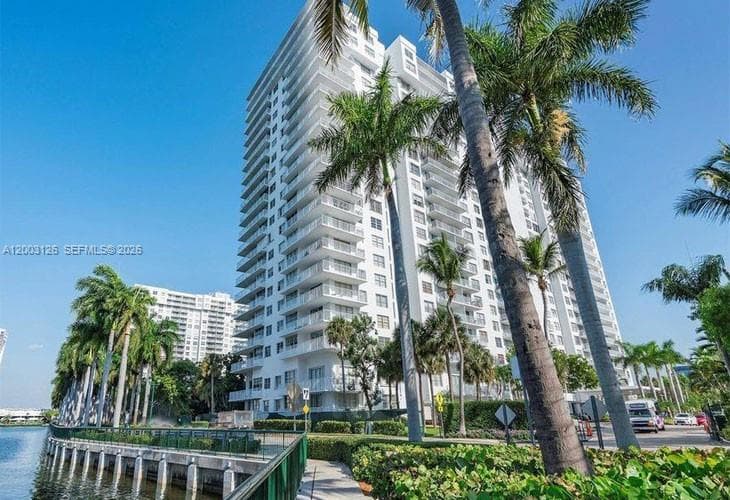 ADMIRALS PORT CONDO WEST · #509E in Aventura - Photo 16