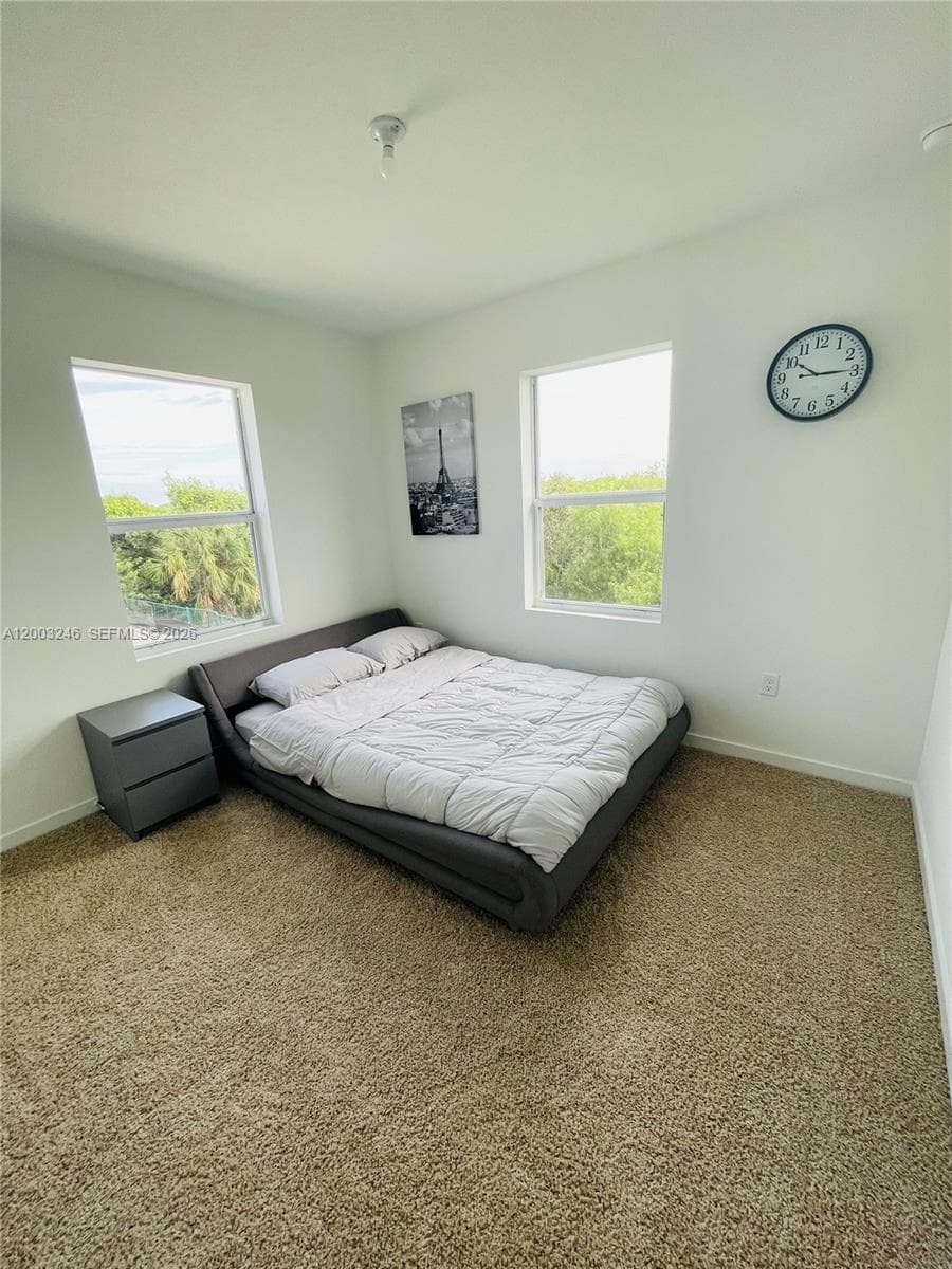 916 SE 19th St #916 photo 11