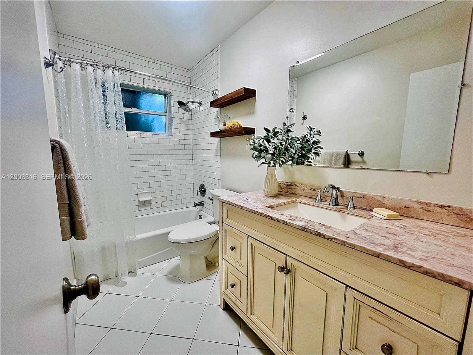9840 SW 165th Ter photo 5