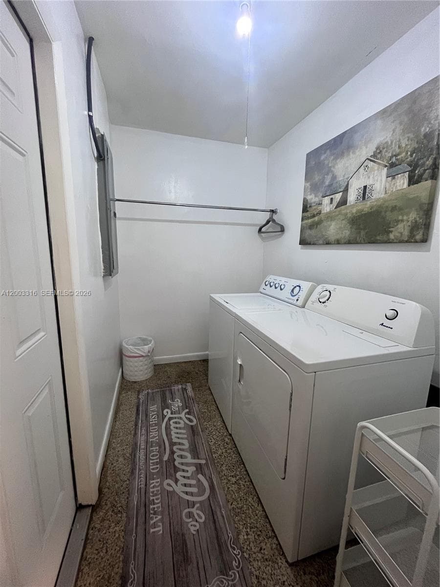 9840 SW 165th Ter photo 14