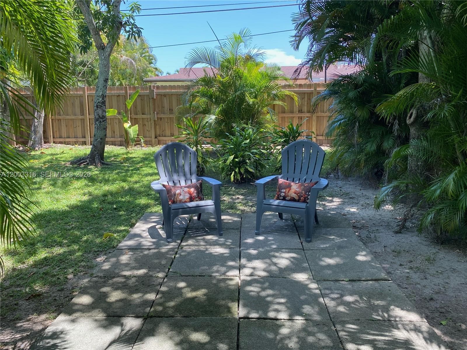 9840 SW 165th Ter photo 15